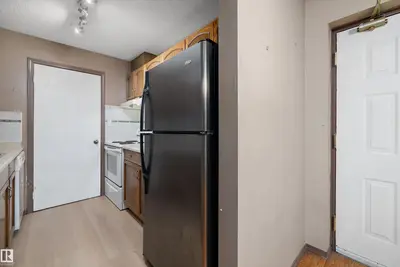 Photo 3 of #208 15503 106 ST NW
