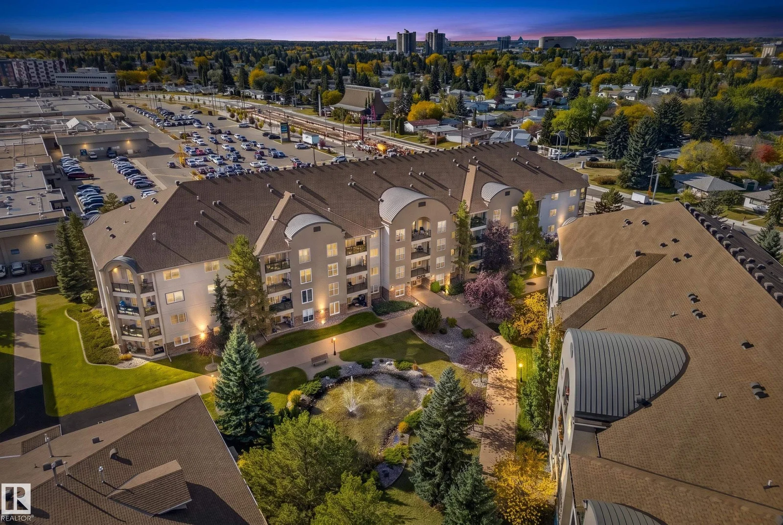 #306 8922 156 ST NW, Edmonton