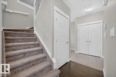 Photo 2 of 2804 KOSHAL CR SW