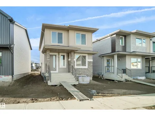 7331 181 AV NW