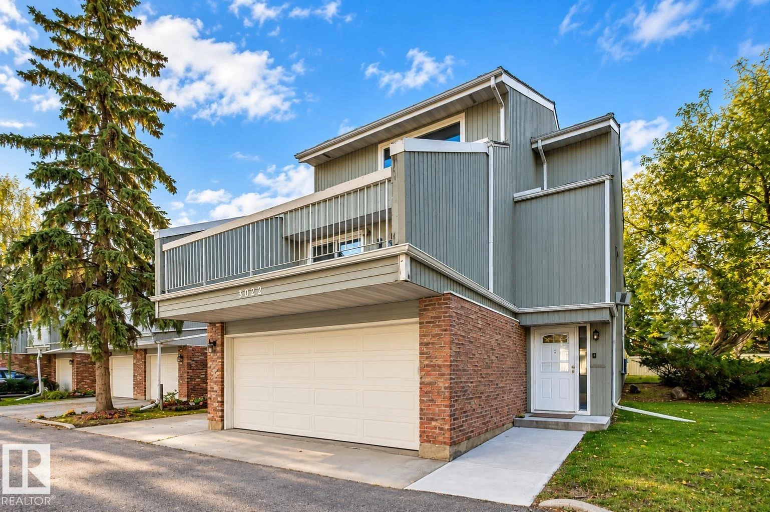 3022 108 ST NW, Edmonton