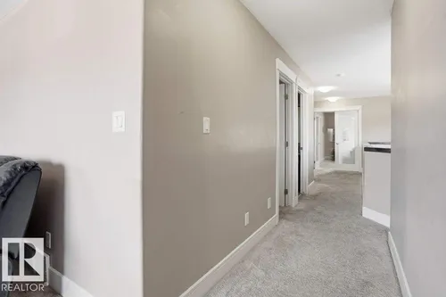 258 ALBANY DR NW