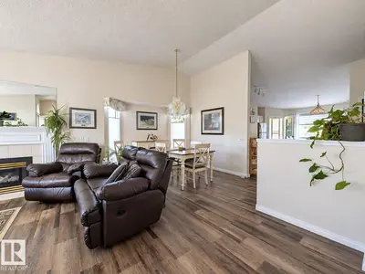 Photo 1 of #25 20 DEERBOURNE DR