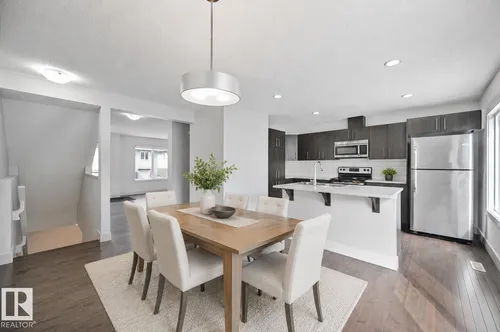 #35 2922 MAPLE WY NW