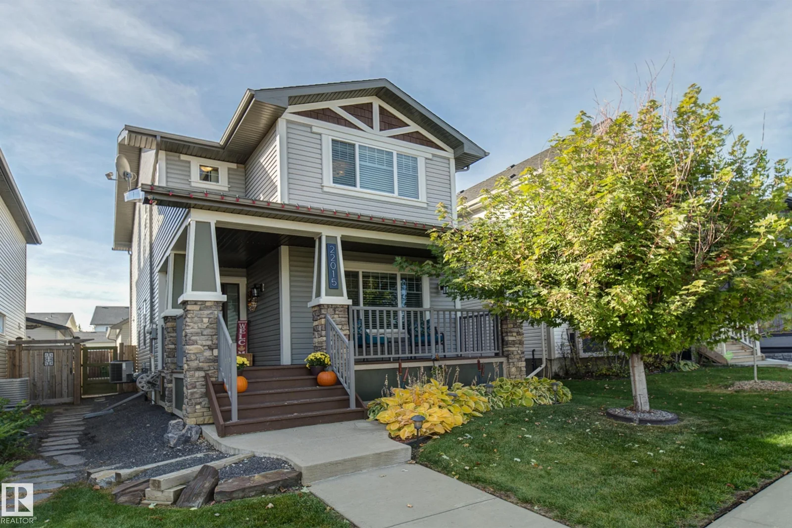 22015 97 AV NW, Edmonton