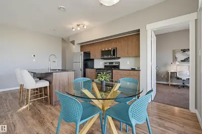 Photo 4 of #313 10518 113 ST NW