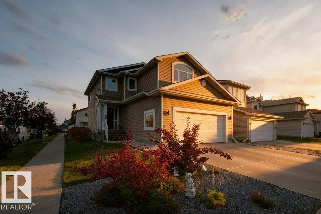 31 Douglas CR, Leduc