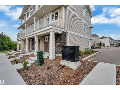 #64 17832 78 ST NW