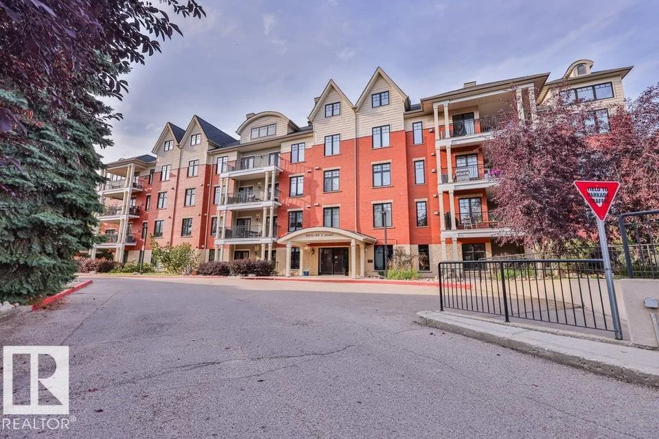 #209 9819 96A ST NW, Edmonton