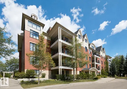#209 9811 96A ST NW