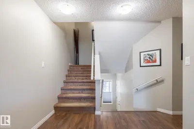 Photo 3 of 2093 CHALMERS WY SW