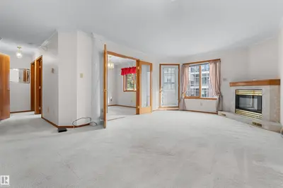 Photo 4 of #213 17151 94A AV NW