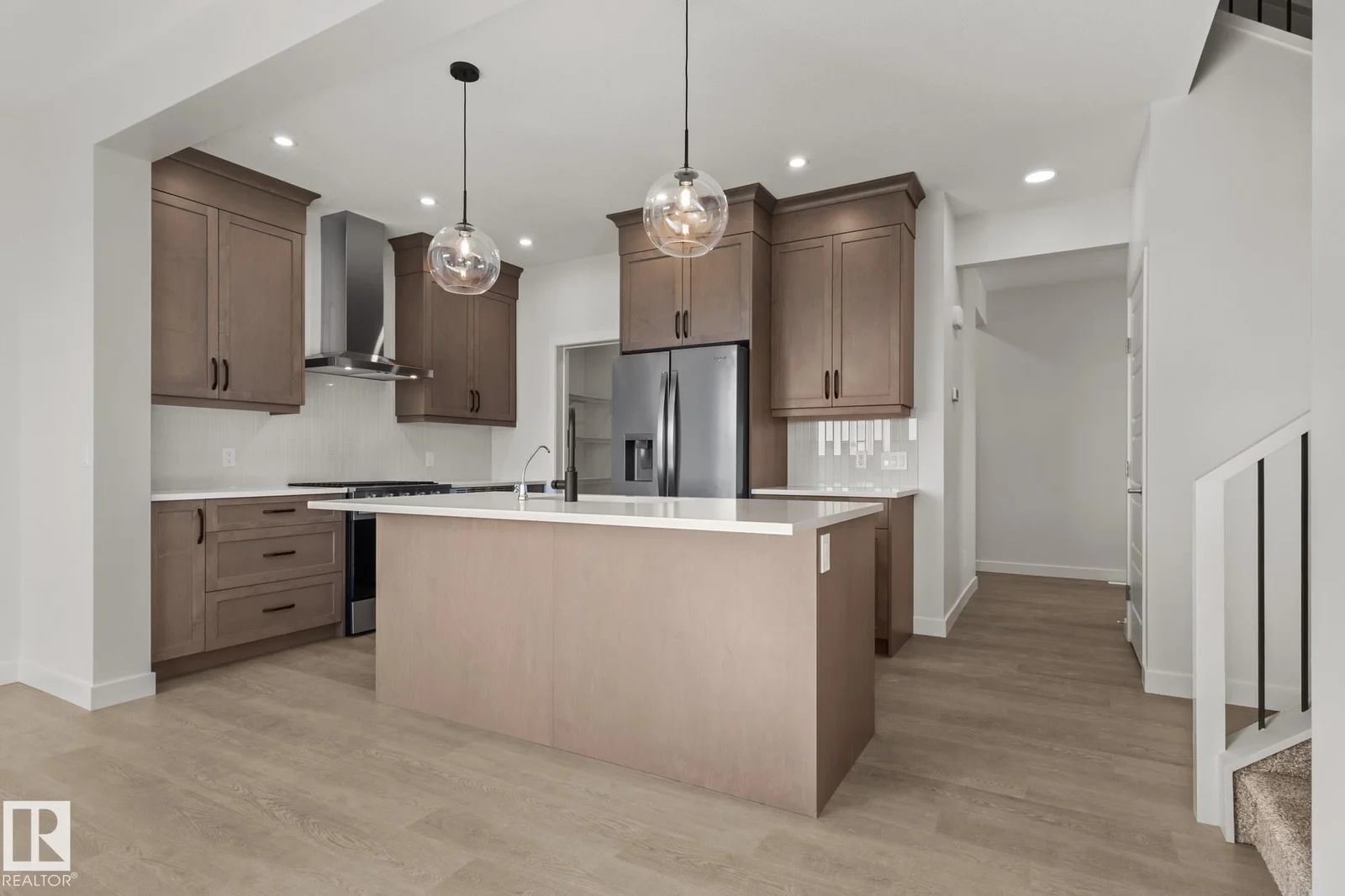 2503 MUCKLEPLUM CO SW, Edmonton