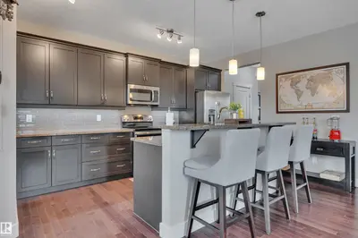 Photo 4 of 293 GRIESBACH RD NW