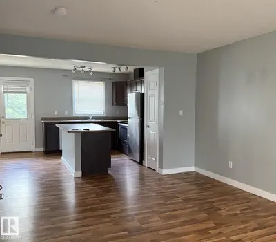 Photo 1 of #30 6032 38 AV NW