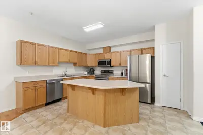 Photo 3 of #322 4304 139 AV NW