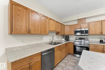 Photo 4 of #322 4304 139 AV NW