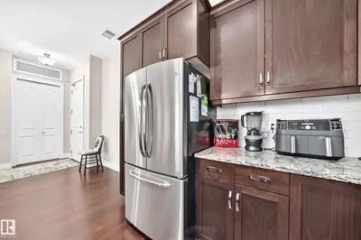 Photo 4 of #433 6079 Maynard Way NW
