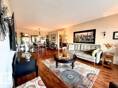 Photo 4 of #333 4404 122 ST NW