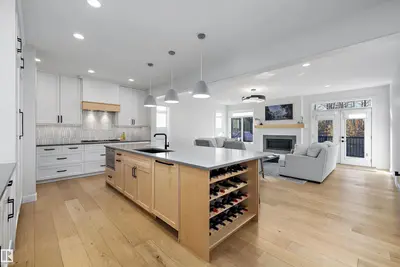 Photo 3 of 61 RYBURY CT