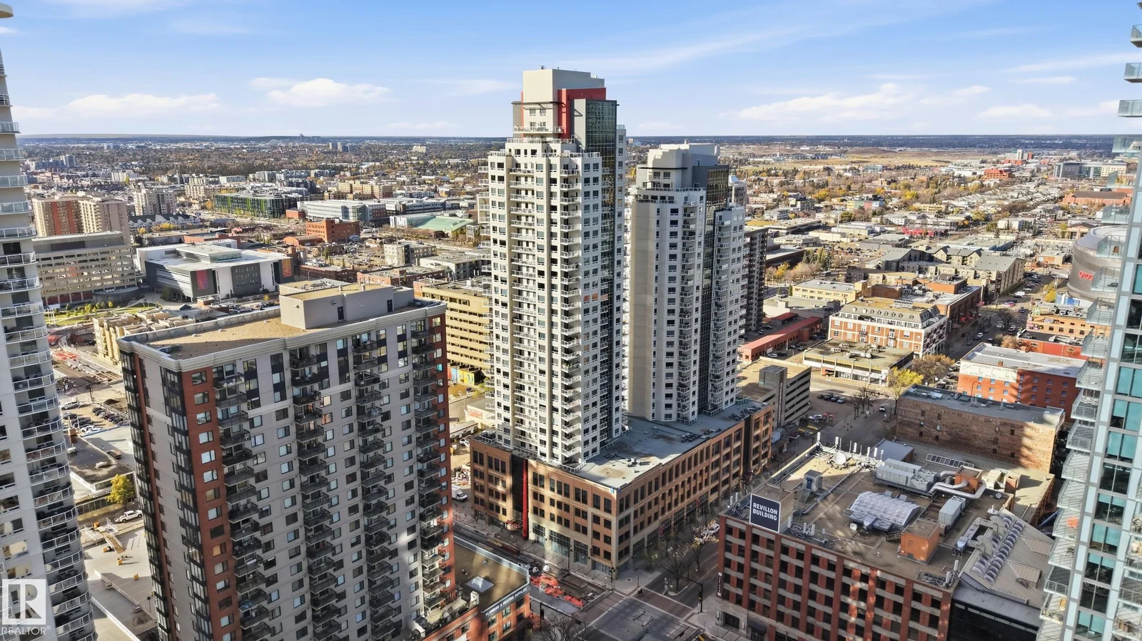 #2407 10410 102 AV NW, Edmonton