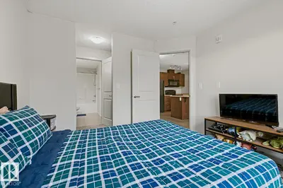 Photo 2 of #303 5521 7 AV SW
