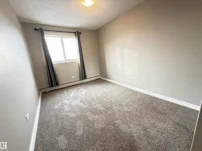 Photo 4 of #1406 10150 117 ST NW