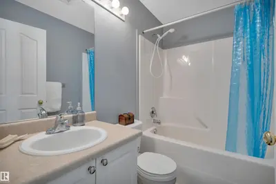 Photo 3 of 3115 49 ST