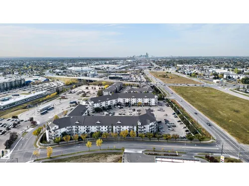 #1201 330 CLAREVIEW STATION DR NW