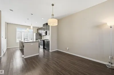 Photo 2 of #4 320 SECORD BV NW