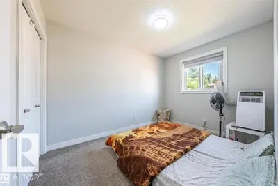 Photo 4 of 3312 27 ave NW