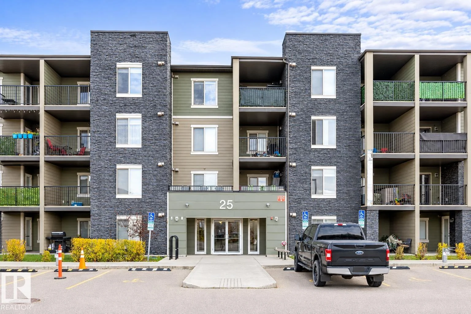 #308 25 ELEMENT DR, St. Albert