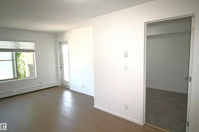 Photo 3 of #316 5810 MULLEN PL NW