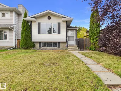 Photo 1 of 161 Kiniski CR NW