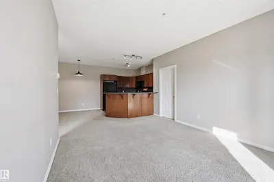 Photo 3 of #335 263 MACEWAN RD SW