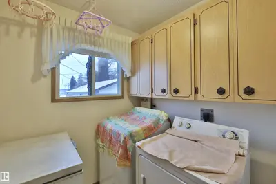 Photo 3 of 3906 53 ST