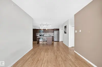 Photo 4 of #403 9519 160 AV NW