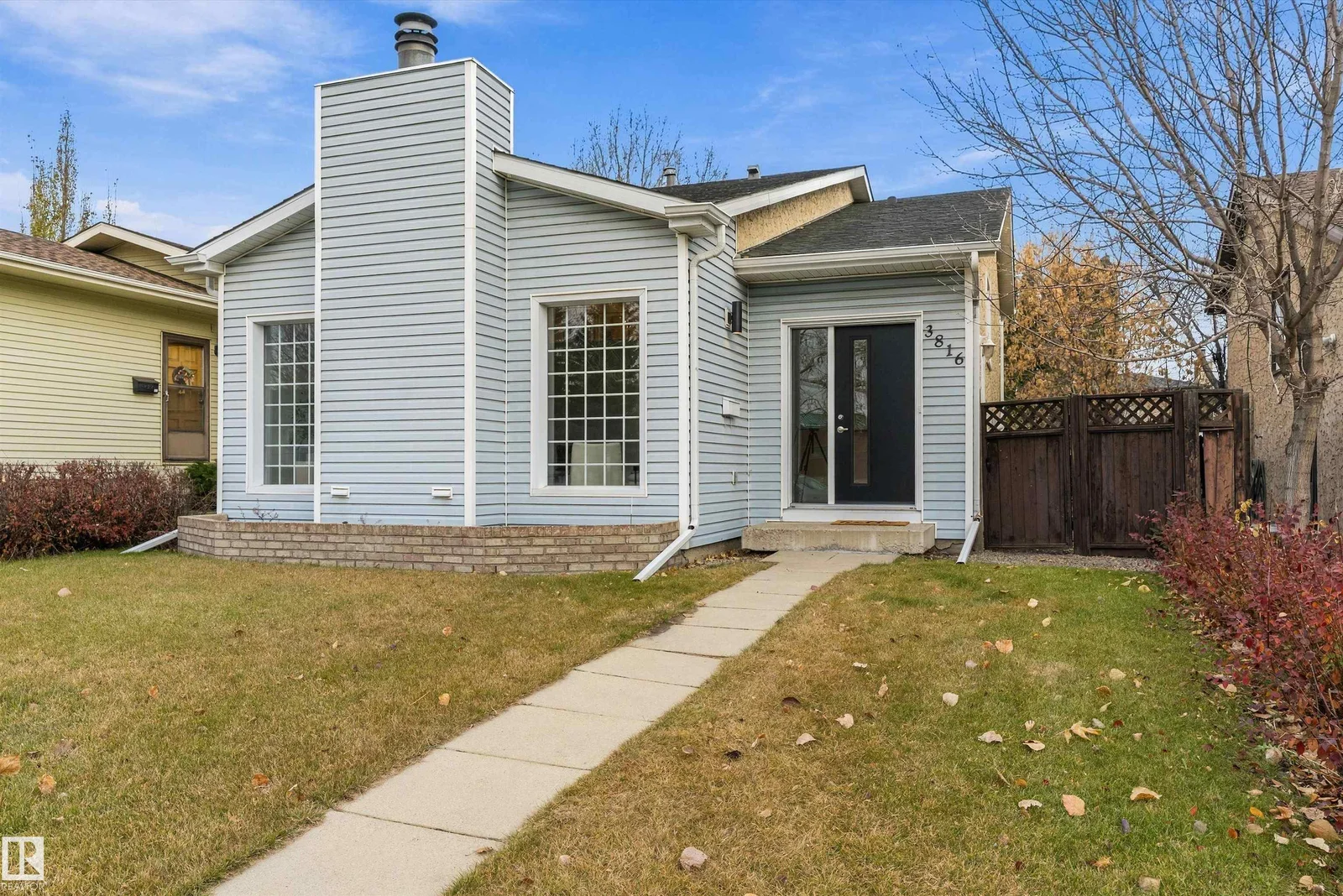 3816 41 AV NW, Edmonton